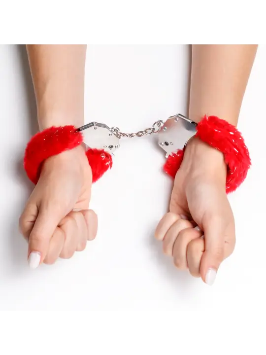 SPANGLE ALGEMAS METÁLICAS COM PELÚCIA VERMELHA CRUSHIOUS