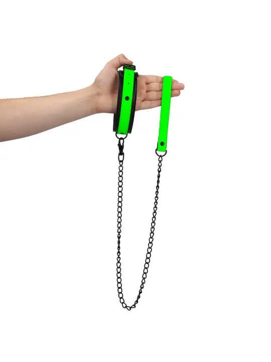COLEIRA COM TRELA GLOW IN THE DARK OUCH!