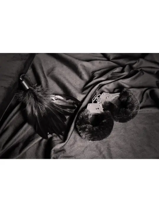 ALGEMAS COM PELÚCIA FURRY METAL PRETO OUCH!