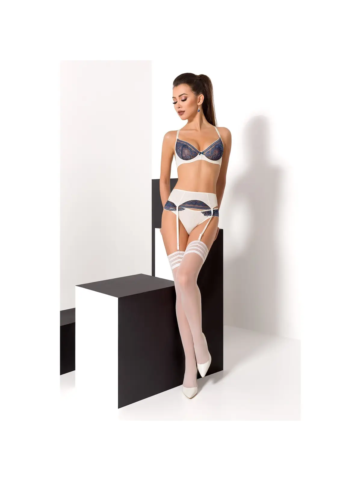 CONJUNTO DE 3 PEÇAS IVONE BEGE PASSION