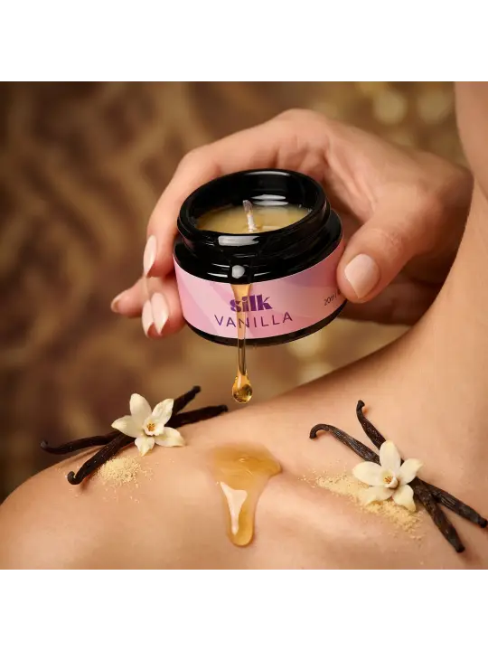 VELA DE MASSAGEM SILK COM FEROMONAS E AROMA A BAUNILHA 20ML CRUSHIOUS