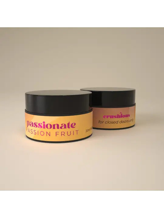 VELA DE MASSAGEM PASSIONATE COM FEROMONAS E AROMA A MARACUJÁ 20ML CRUSHIOUS
